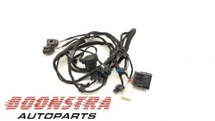 Used Wiring harness BMW 5 serie Touring (G31) 530e xDrive 2.0 Turbo 16V Price € 64,95 Margin scheme offered by Boonstra Autoparts