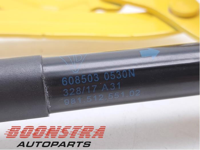Rear gas strut, right from a Porsche 718 Boxster (982) 2.5 GTS Turbo 2019