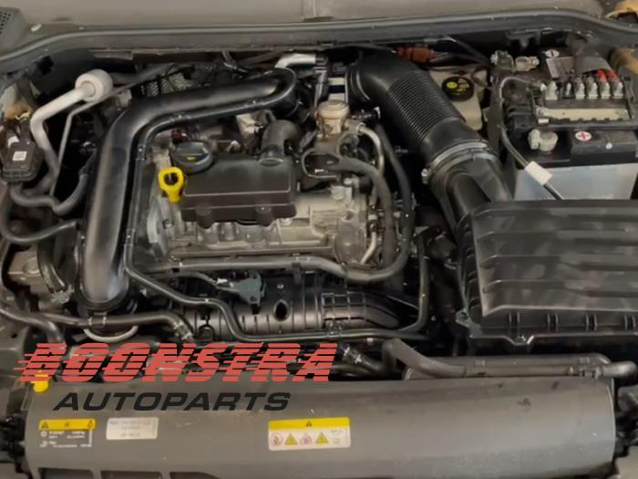 Motor de un Seat Ibiza V (KJB) 1.0 TSI 12V 2022
