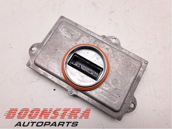 Używane Modułowy reflektor LED Opel Karl 1.0 12V Cena € 24,95 Procedura marży oferowane przez Boonstra Autoparts