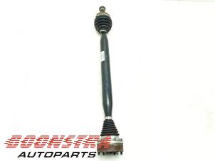 Used Front drive shaft, right Volkswagen Polo V (6R) 1.2 TSI 16V BlueMotion Technology Price € 24,95 Margin scheme offered by Boonstra Autoparts
