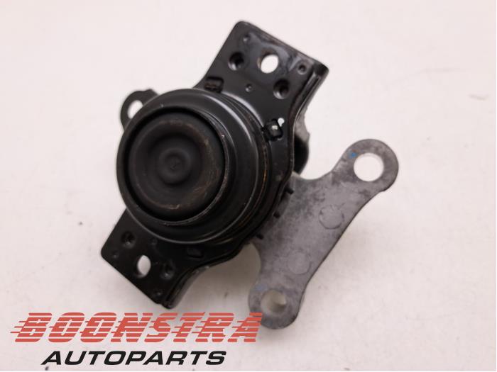 Usagé Support moteur Opel Karl 1.0 12V Prix € 24,95 Règlement à la marge proposé par Boonstra Autoparts