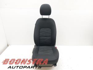 Używane Fotel prawy Kia Cee'd Sportswagon (JDC5) 1.0i T-GDi 12V 120 Cena € 169,95 Procedura marży oferowane przez Boonstra Autoparts