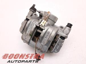Used Rear brake calliper, right Fiat Ducato (250) 2.2 D 160 Multijet 3 Price € 60,44 Inclusive VAT offered by Boonstra Autoparts