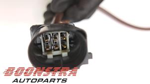 Lambda probe from a Porsche Cayenne III (9YA) 4.0 V8 Turbo S 32V E-Hybrid 2020