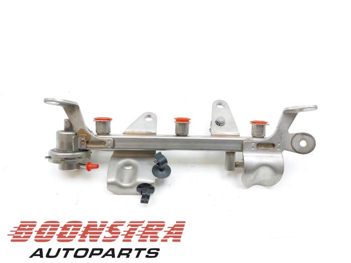 Usagé Système d'injection Renault Clio IV (5R) 0.9 Energy TCE 90 12V Prix € 24,95 Règlement à la marge proposé par Boonstra Autoparts