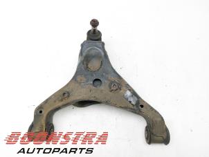 Used Front wishbone, right Volkswagen Crafter 2.0 TDI 16V Price € 42,29 Inclusive VAT offered by Boonstra Autoparts