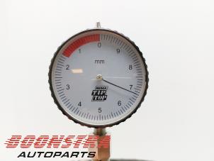 Opona z Citroën C1 1.0 12V VVT-i