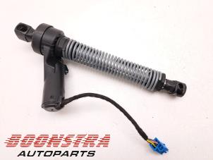 Used Rear gas strut, right BMW 3 serie (G20) 318i 2.0 TwinPower Turbo 16V Price € 114,95 Margin scheme offered by Boonstra Autoparts