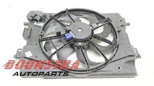 Used Cooling fans Renault Clio IV (5R) 1.2 TCE 16V GT EDC Price € 29,95 Margin scheme offered by Boonstra Autoparts