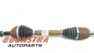 Used Front drive shaft, left Renault Clio IV (5R) 1.2 TCE 16V GT EDC Price € 74,95 Margin scheme offered by Boonstra Autoparts