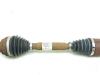 Front drive shaft, left from a Renault Clio IV (5R), 2012 / 2021 1.2 TCE 16V GT EDC, Hatchback, 4-dr, Petrol, 1.197cc, 87kW (118pk), FWD, H5F408; H5FF4; H5F412; H5FG4, 2016-01 / 2021-08, 5RBU 2015