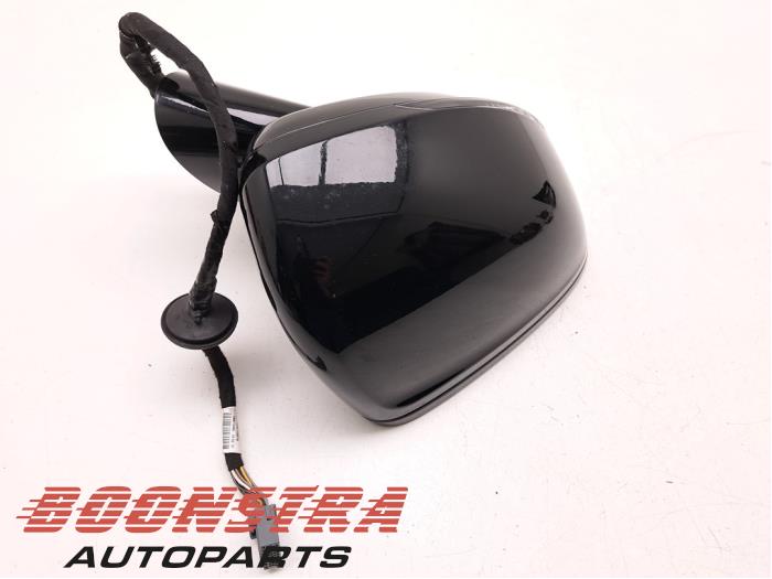 Wing mirror, right from a Volvo S60 III (ZS) 2.0 T4 16V 2020