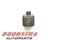 Używane Kamera cofania BMW 5 serie (G30) 523i 2.0 TwinPower Turbo 16V Cena € 134,95 Procedura marży oferowane przez Boonstra Autoparts