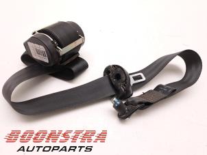 Used Front seatbelt, left Peugeot Boxer (U9) 2.0 BlueHDi 160 Price € 120,94 Inclusive VAT offered by Boonstra Autoparts