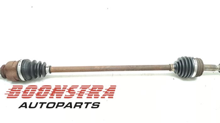 Front drive shaft, right from a Citroën C1 1.0 12V 2012