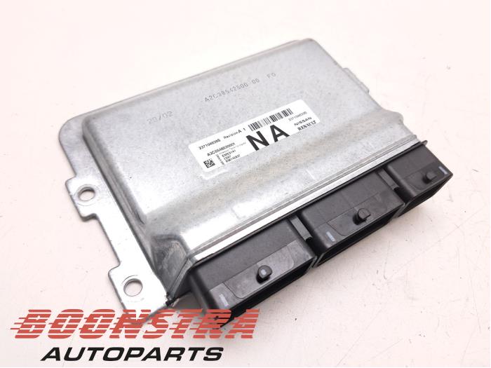 Used Engine management computer Dacia Sandero III 1.0 TCe 90 12V Price € 314,54 Inclusive VAT offered by Boonstra Autoparts