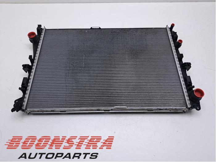 Usagé Radiateur Mercedes C (W205) C-220 2.2 CDI BlueTEC, C-220 d 16V Prix € 124,95 Règlement à la marge proposé par Boonstra Autoparts