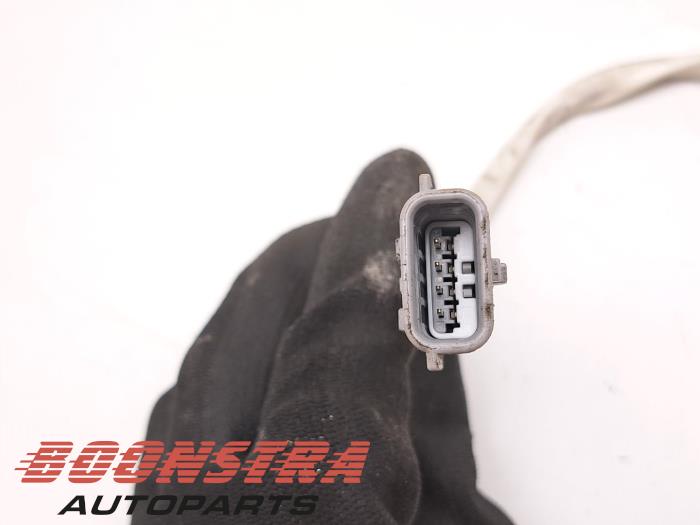 Lambda probe from a Renault Clio IV (5R) 1.2 TCE 16V GT EDC 2015