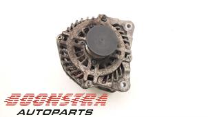 Usagé Dynamo Opel Vivaro Combi 1.6 CDTI 95 Prix € 96,74 Prix TTC proposé par Boonstra Autoparts