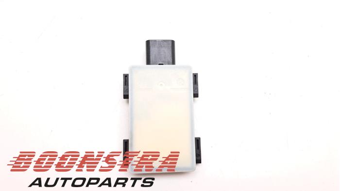 Gebrauchte Radarsensor Kia EV6 (CV) 77.4 kWh RWD Preis € 179,95 Margenregelung angeboten von Boonstra Autoparts