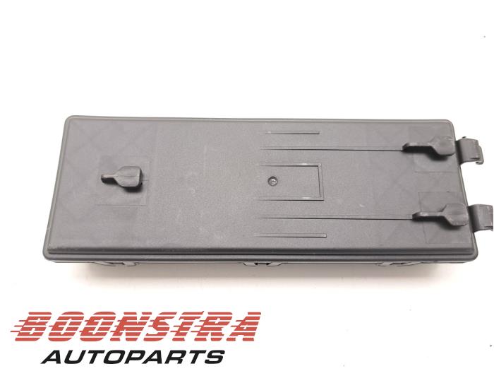 Używane Modul silnika tylnej klapy Audi A4 Avant (B9) 2.0 40 T MHEV 16V Cena € 49,95 Procedura marży oferowane przez Boonstra Autoparts