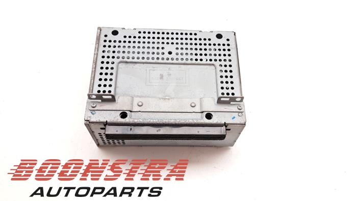 Używane System nawigacji Ford Transit Courier 1.5 TDCi 75 Cena € 94,32 Z VAT oferowane przez Boonstra Autoparts