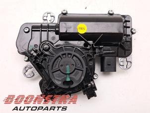 Used Tailgate motor Skoda Kodiaq 2.0 TDI 150 16V 4x4 Price € 24,95 Margin scheme offered by Boonstra Autoparts