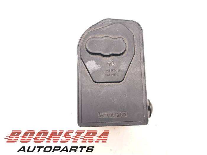 Begagnade Diverse Porsche Taycan (Y1A) 4S Pris € 69,95 Marginaltabell erbjuds av Boonstra Autoparts
