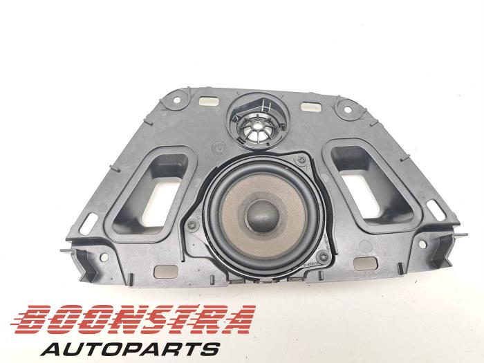 Begagnade Bashögtalare BMW 4 serie (G22) 420i 2.0 TwinPower Turbo 16V Pris € 63,95 Marginaltabell erbjuds av Boonstra Autoparts