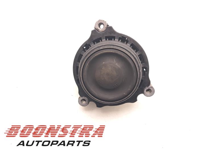 Used Engine mount BMW 3 serie Touring (F31) 325d 2.0 16V Price € 24,95 Margin scheme offered by Boonstra Autoparts