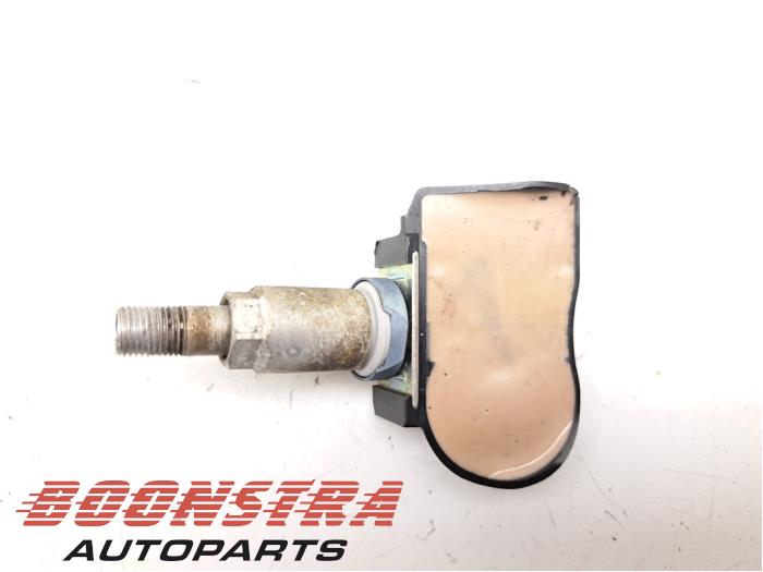Begagnade Däcktryckssensor Tesla Model S 75 Pris € 29,95 Marginaltabell erbjuds av Boonstra Autoparts