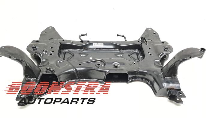 Begagnade Underram Lynk &amp; Co 01 1.5 PHEV Pris € 199,95 Marginaltabell erbjuds av Boonstra Autoparts