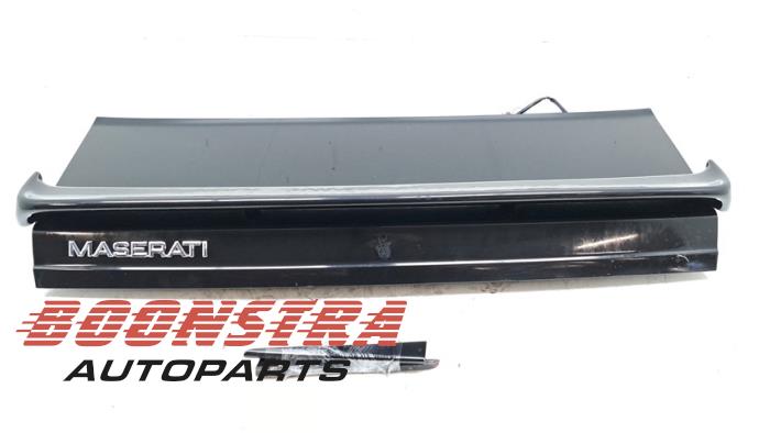 Używane Tylna klapa Maserati Biturbo 2.8 222 SE 18V Kat. Cena € 199,95 Procedura marży oferowane przez Boonstra Autoparts