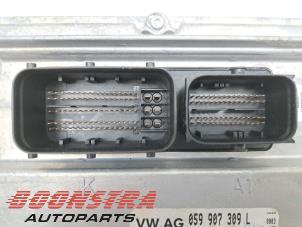 Engine management computer from a Audi Q5 (FYB/FYG) 3.0 TDI V6 24V Quattro 2018