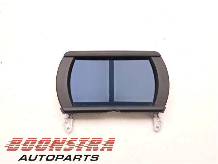 Begagnade Innerdisplay Mini Mini (F56) 1.5 12V Cooper Pris € 549,95 Marginaltabell erbjuds av Boonstra Autoparts