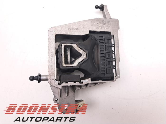 Used Engine mount Mini Mini (F56) 1.5 12V Cooper Price € 44,95 Margin scheme offered by Boonstra Autoparts