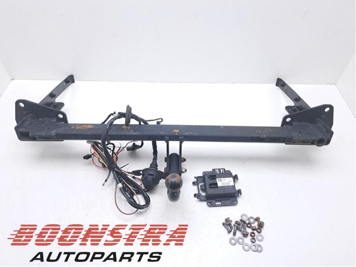 Begagnade Dragkrok Opel Astra K Sports Tourer 1.0 Turbo 12V Pris € 294,95 Marginaltabell erbjuds av Boonstra Autoparts