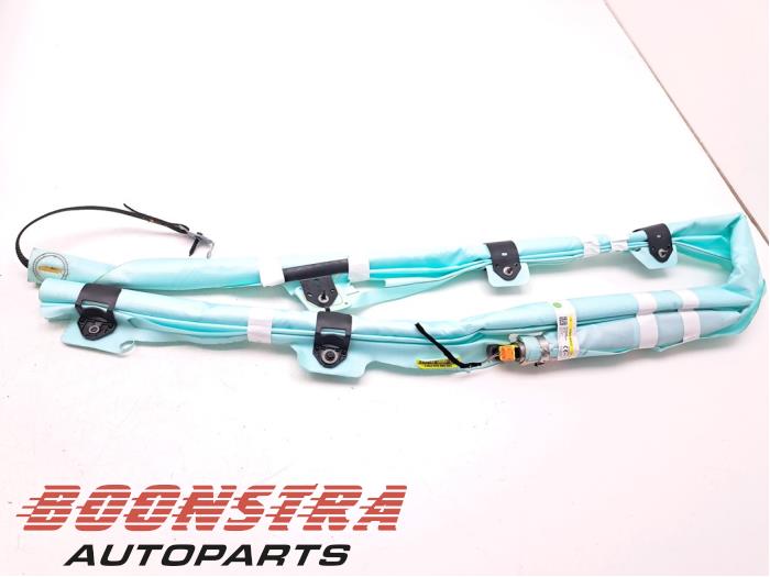 Używane Kurtyna prawa Volvo S60 III (ZS) 2.0 T4 16V Cena € 264,95 Procedura marży oferowane przez Boonstra Autoparts