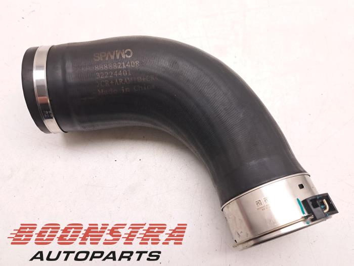 Gebrauchte Intercooler Schlauch Lynk &amp; Co 01 1.5 PHEV Preis € 34,95 Margenregelung angeboten von Boonstra Autoparts