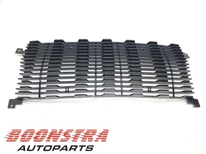 Używane Grill Jeep Wrangler (JL) 2.0 T 16V Cena € 49,95 Procedura marży oferowane przez Boonstra Autoparts