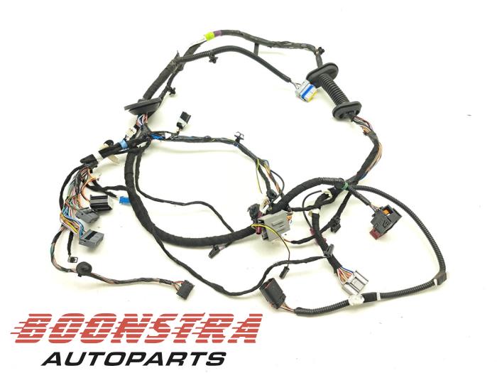 Begagnade Kablage Tesla Model S 75D Pris € 41,95 Marginaltabell erbjuds av Boonstra Autoparts