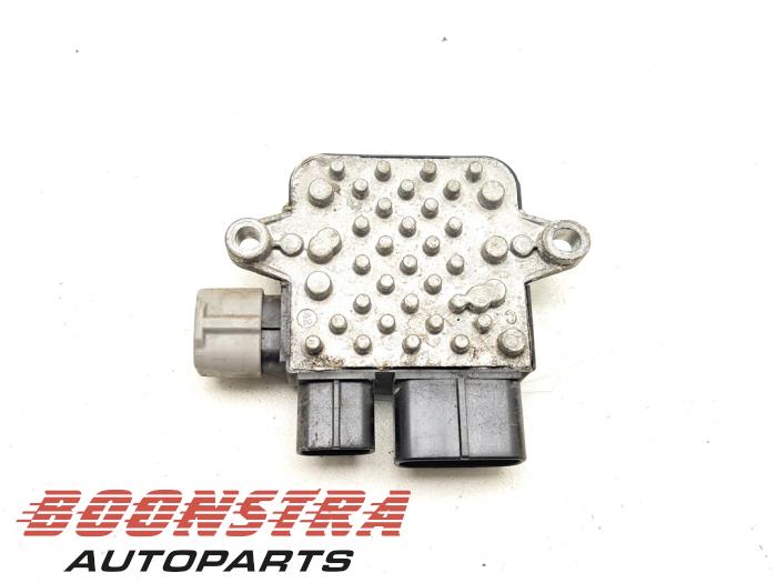 Used Cooling computer Tesla Model S 75D Price € 29,95 Margin scheme offered by Boonstra Autoparts