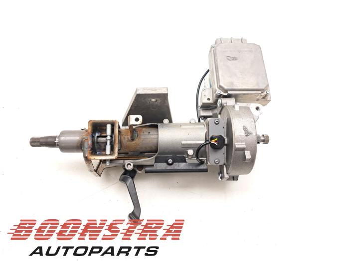 Usagé Pompe de direction Renault Clio IV (5R) 0.9 Energy TCE 90 12V Prix € 68,95 Règlement à la marge proposé par Boonstra Autoparts