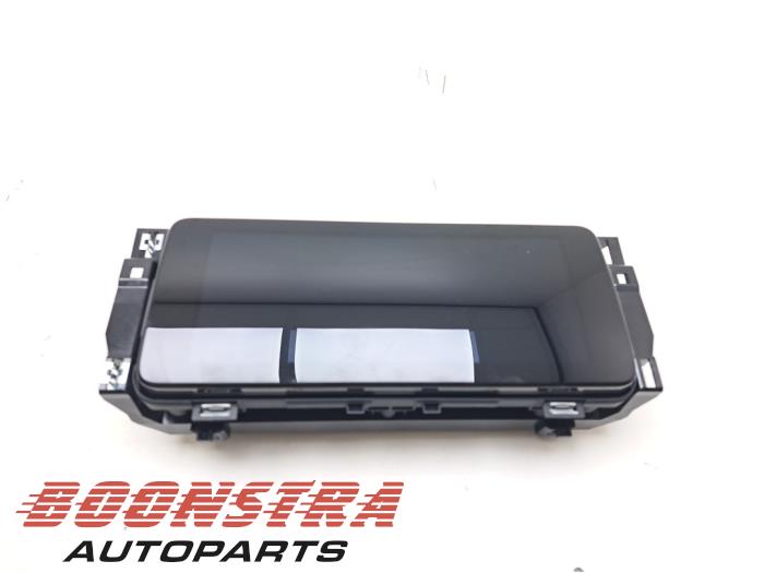 Begagnade Innerdisplay Landrover Range Rover IV (LG) 3.0 V6 P400 MHEV HST Pris € 799,95 Marginaltabell erbjuds av Boonstra Autoparts