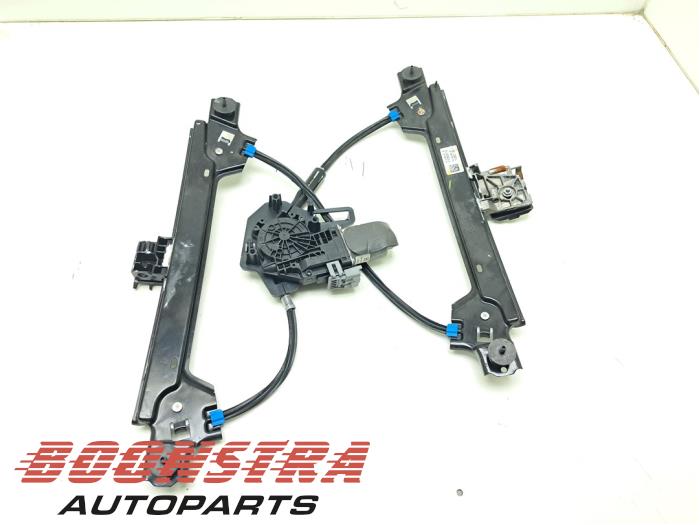 Usados Motor de ventanilla de puerta Tesla Model X 100D Precio € 149,95 Norma de margen ofrecido por Boonstra Autoparts