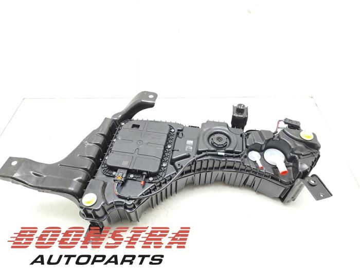 Gebrauchte Adblue Tank Peugeot 5008 II (M4/MC/MJ/MR) 1.5 BlueHDi 130 Preis € 499,95 Margenregelung angeboten von Boonstra Autoparts