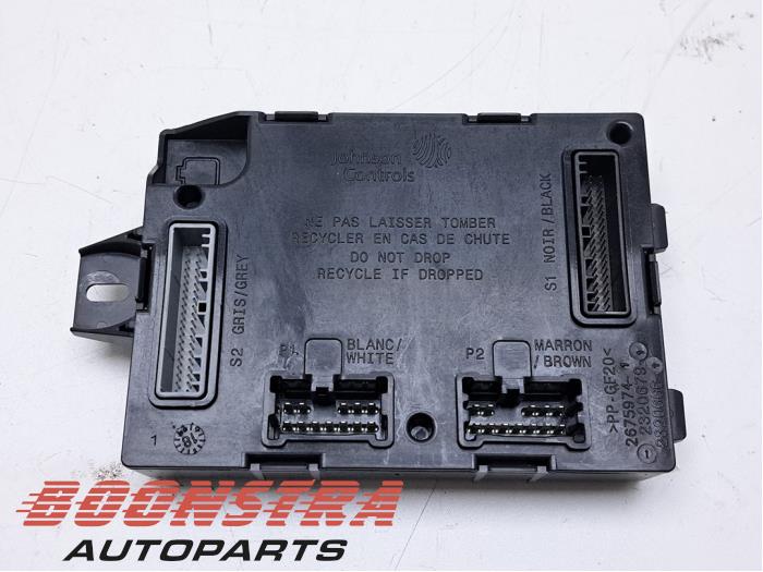 Used Body control computer Renault Captur I (2R) 0.9 Energy TCE 12V Price € 94,95 Margin scheme offered by Boonstra Autoparts
