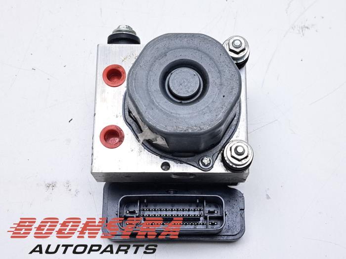 Usagé Bloc ABS Renault Kadjar (RFEH) 1.2 Energy TCE 130 Prix € 119,95 Règlement à la marge proposé par Boonstra Autoparts