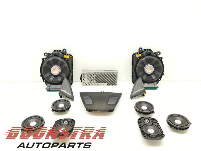 Usagé Ensemble audio BMW 5 serie Touring (G31) 540i xDrive 3.0 TwinPower Turbo 24V Prix € 499,95 Règlement à la marge proposé par Boonstra Autoparts